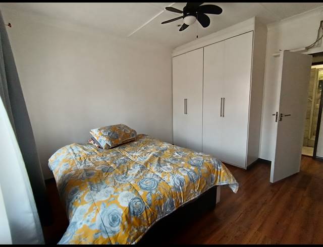 3 BEDROOM HOUSE FOR SALE IN SOUTH CREST